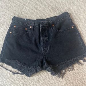 NWOT 501 cutoffs Sz 32 waist